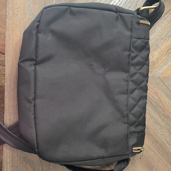 Travelon Quilted crossbody bag - Picture 3 of 10